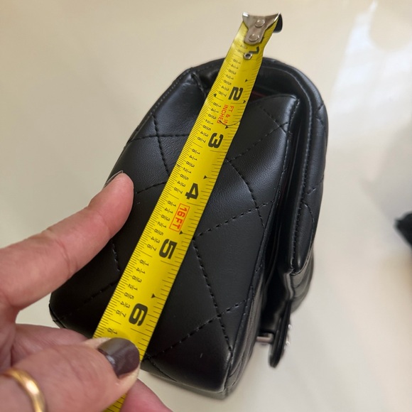 Chic Black Quilted Shoulder Bag with Silver Chain NWOT - Picture 11 of 11